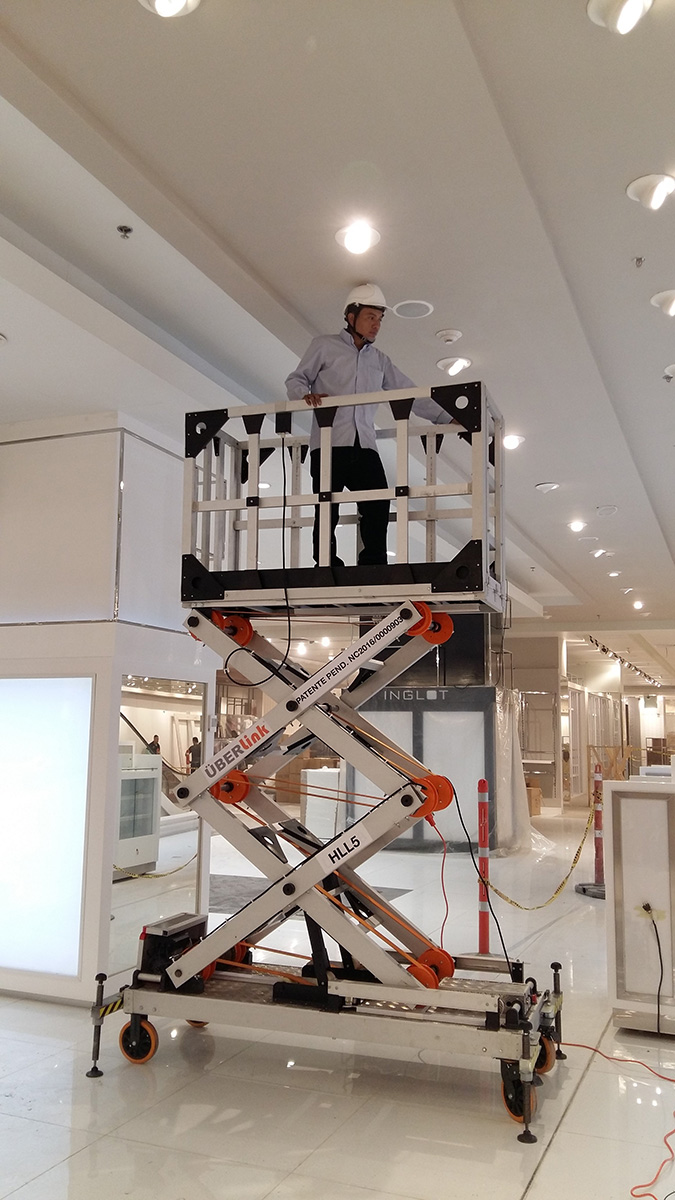 ÜBERLINK | Soluciones para acceso y movilidad vertical