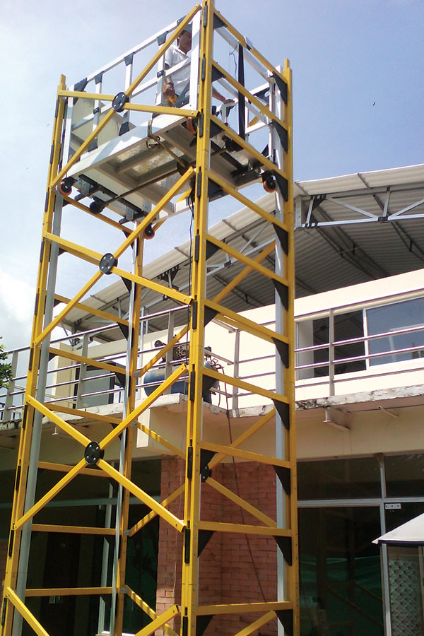 ÜBERLINK | Soluciones para acceso y movilidad vertical