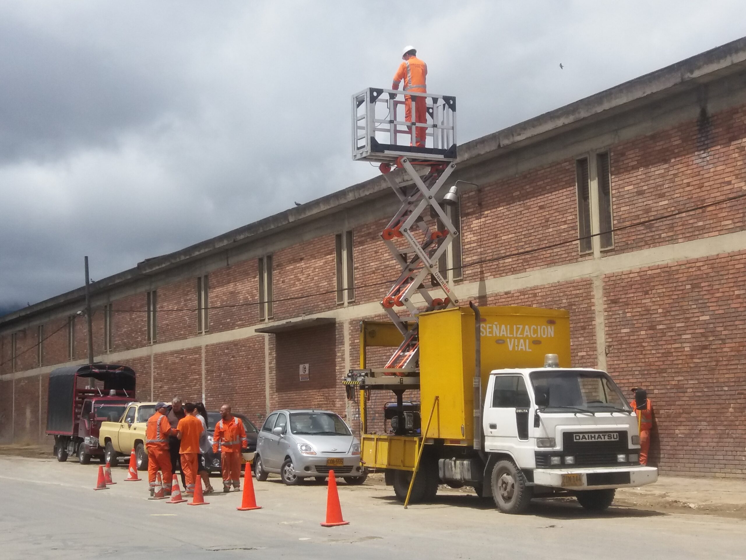 ÜBERLINK | Soluciones para acceso y movilidad vertical