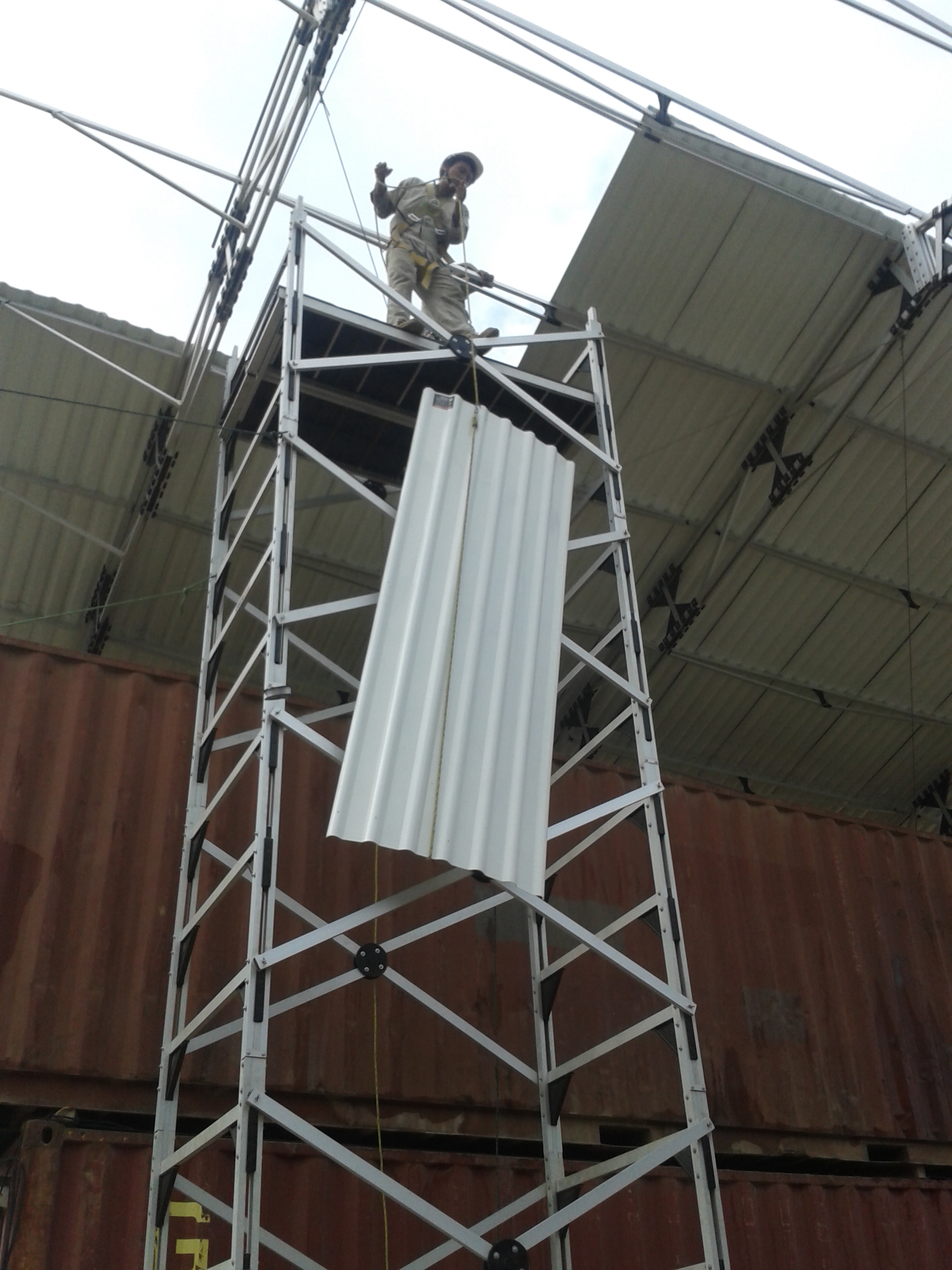 ÜBERLINK | Soluciones para acceso y movilidad vertical